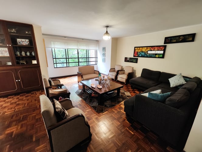 Apartamento de 3 alcobas en arriendo en Laureles, Medellín, 140 m² · foto 2 de 16