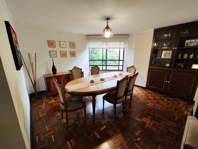 Apartamento de 3 alcobas en arriendo en Laureles, Medellín, 140 m² · foto 3 de 16