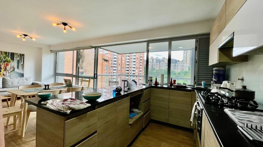 Apartamento de 3 alcobas en arriendo en El Poblado, Medellín, 95 m² · foto 9 de 20