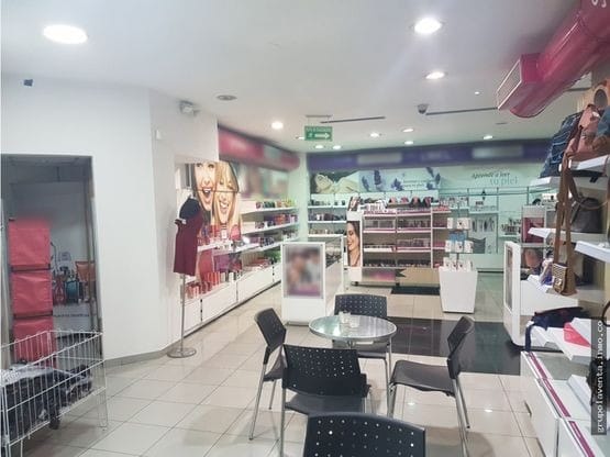 Local en arriendo en Terminal De Transporte, Medellín, 288 m² · foto 3 de 13