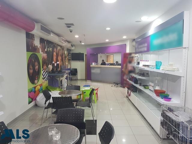 Local en arriendo en Terminal De Transporte, Medellín, 288 m² · foto 7 de 13