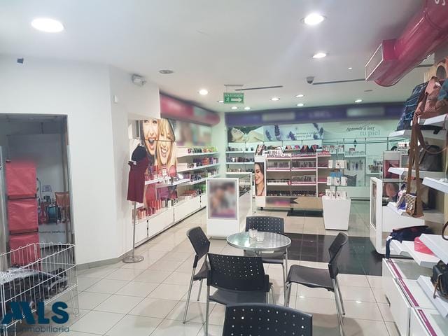 Local en arriendo en Terminal De Transporte, Medellín, 288 m² · foto 10 de 13