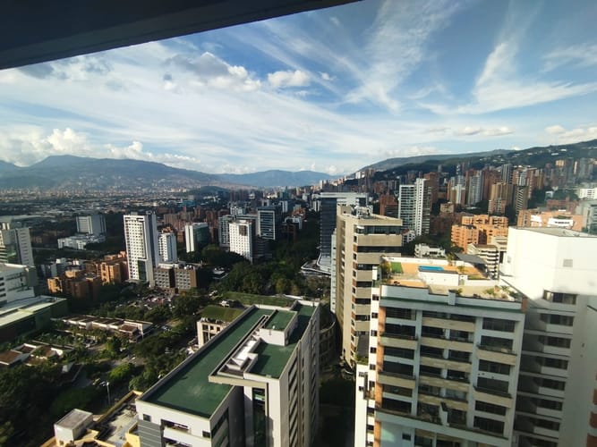 Oficina en arriendo en Los Balsos, Medellín, 97 m² · foto 13 de 13