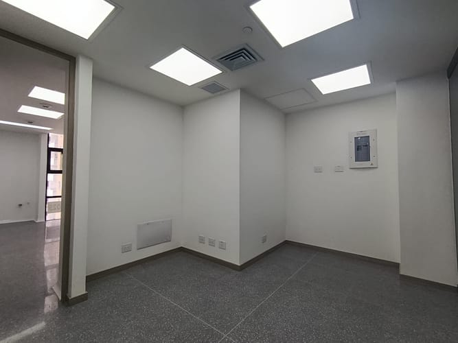Consultorio en arriendo en Vía Las Palmas, Medellín, 33 m² · foto 3 de 11