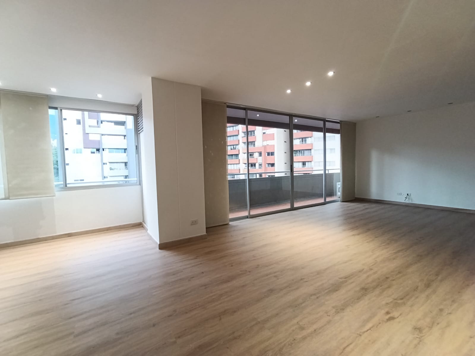Apartaestudio en arriendo en El Poblado, Medellín · foto 3 de 14
