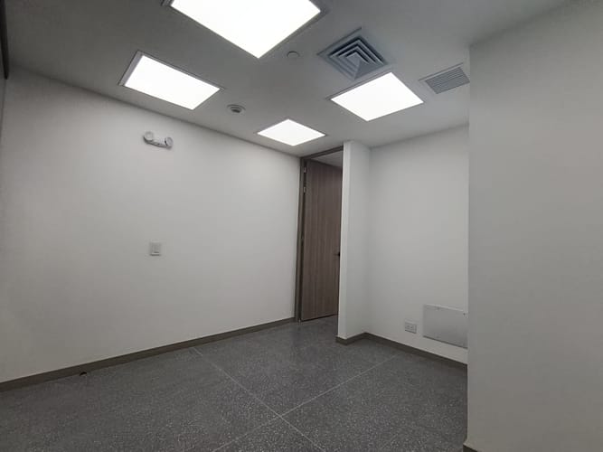 Consultorio en arriendo en Vía Las Palmas, Medellín, 33 m² · foto 7 de 11