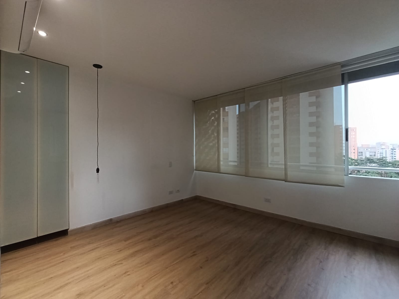 Apartaestudio en arriendo en El Poblado, Medellín · foto 5 de 14