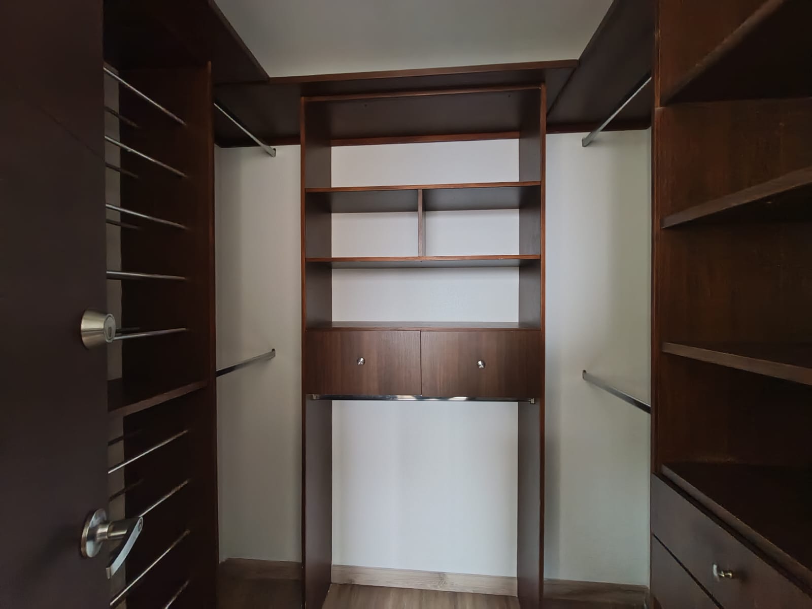 Apartaestudio en arriendo en El Poblado, Medellín · foto 6 de 14