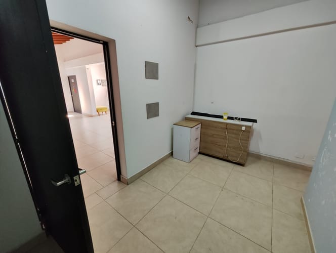 Oficina en arriendo en Laureles, Medellín, 70 m² · foto 10 de 11