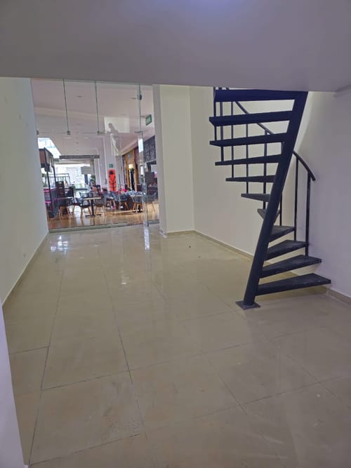 Local en arriendo en Perpetuo Socorro, Medellín, 38 m² · foto 4 de 8