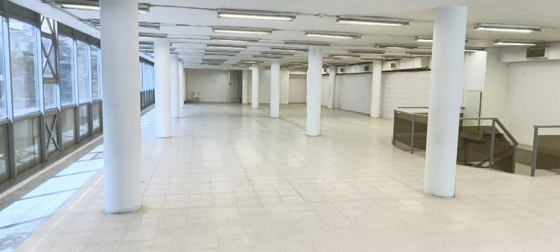 Local en arriendo en Laureles, Medellín, 1000 m² · foto 6 de 10