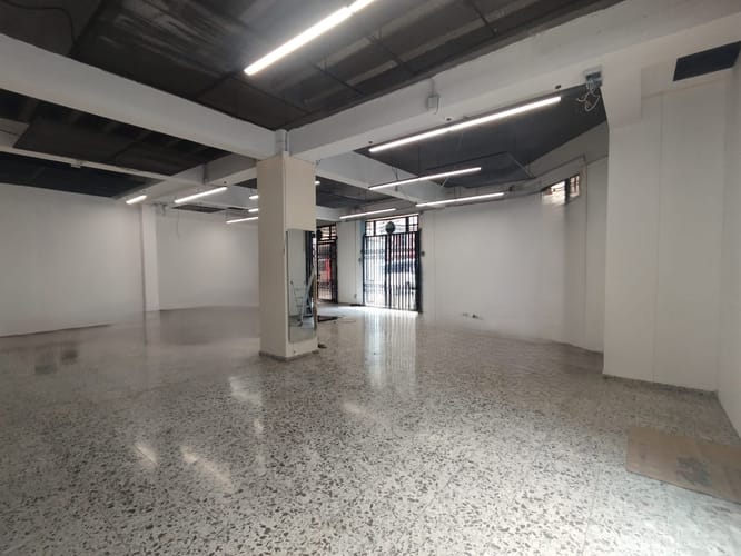 Local en arriendo en La Candelaria, Medellín, 165 m² · foto 9 de 14