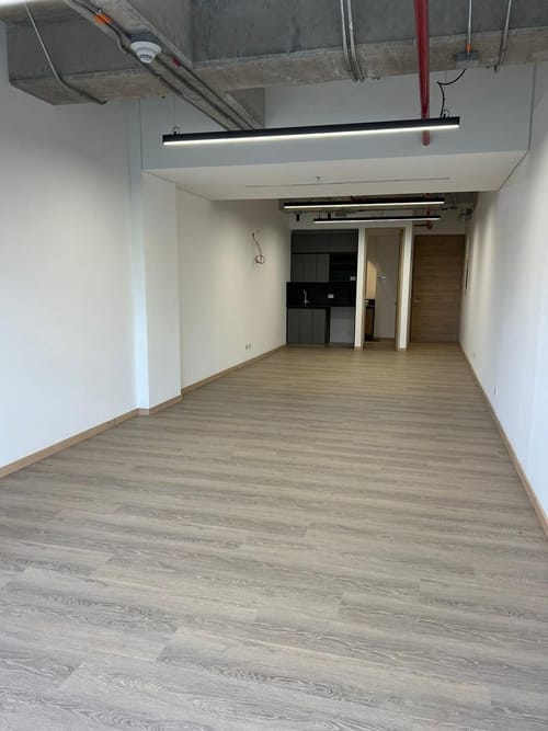 Oficina en arriendo en Vía Las Palmas, Envigado, 64 m² · foto 2 de 12