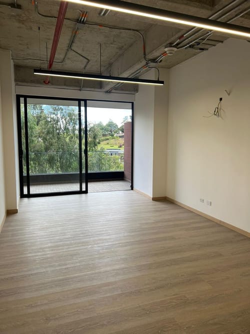 Oficina en arriendo en Vía Las Palmas, Envigado, 64 m² · foto 4 de 12