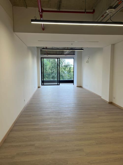 Oficina en arriendo en Vía Las Palmas, Envigado, 64 m² · foto 8 de 12