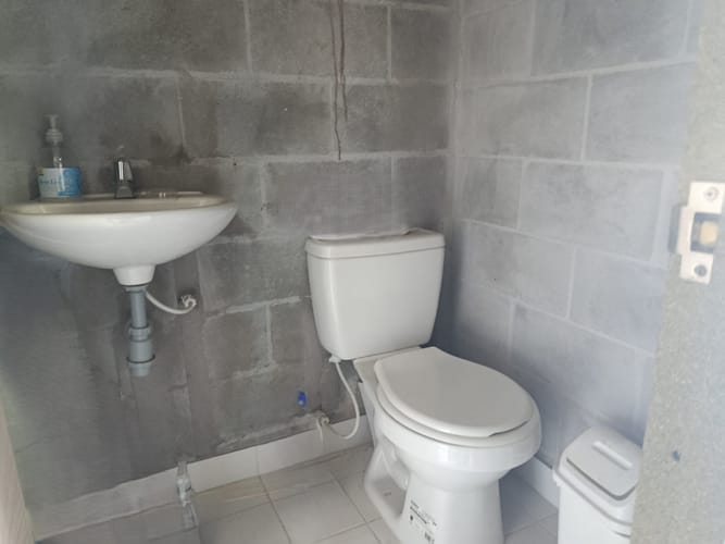 Local en arriendo en El Porvenir, Rionegro, 17 m² · foto 6 de 8