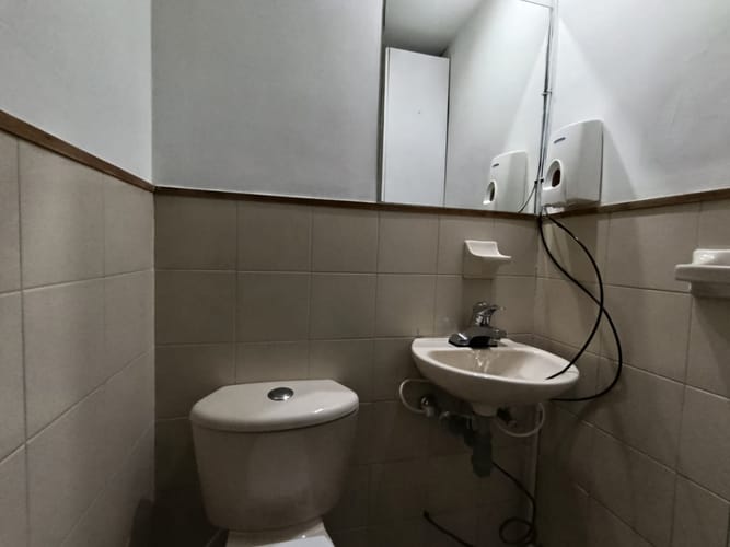 Consultorio en arriendo en Conquistadores, Medellín, 34 m² · foto 3 de 10