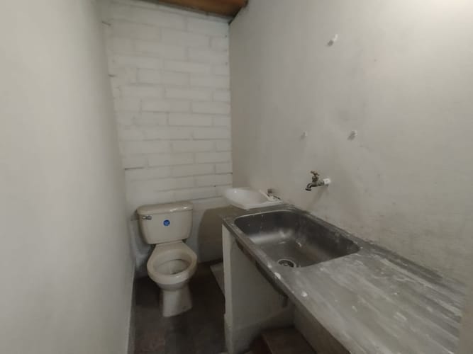 Bodega en arriendo en Colon, Medellín, 125 m² · foto 10 de 12