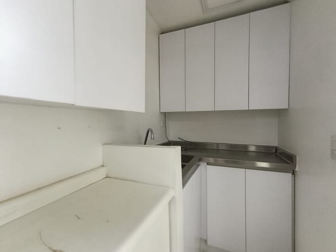 Consultorio en arriendo en Conquistadores, Medellín, 34 m² · foto 4 de 10