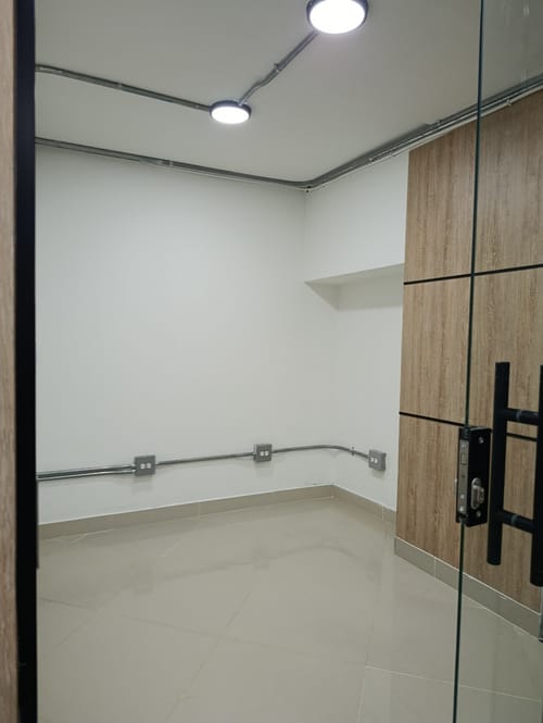 Local en arriendo en Laureles, Medellín, 15 m² · foto 7 de 9