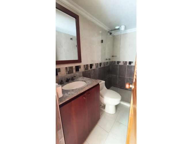 Apartamento de 3 alcobas en arriendo en Patio Bonito, Medellín, 140 m² · foto 7 de 16