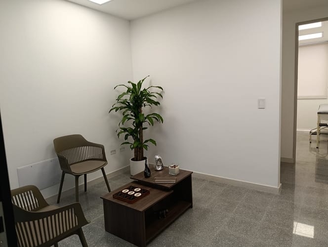 Consultorio en arriendo en Laureles, Medellín, 28 m² · foto 2 de 14