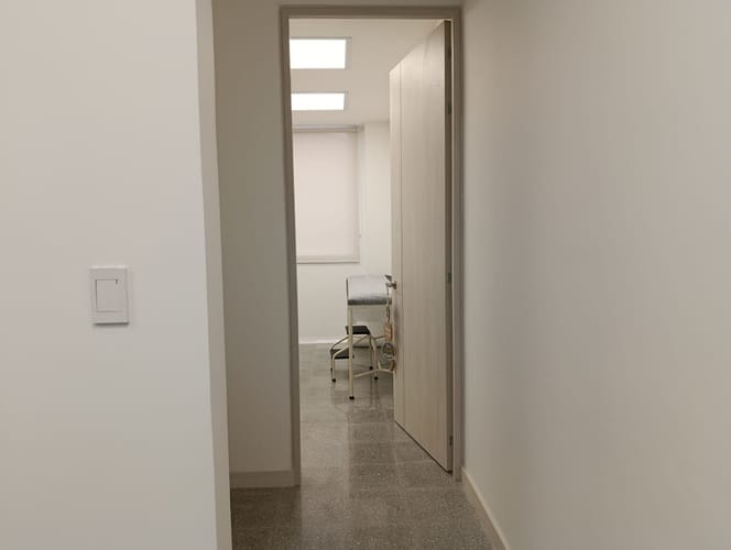 Consultorio en arriendo en Laureles, Medellín, 28 m² · foto 9 de 14