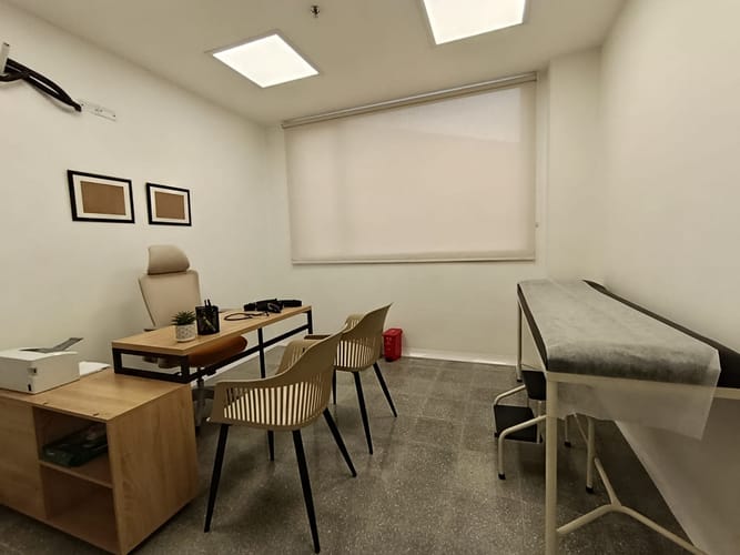 Consultorio en arriendo en Laureles, Medellín, 28 m² · foto 12 de 14