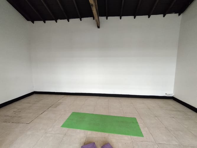 Local en arriendo en El Poblado, Medellín, 21 m² · foto 2 de 8