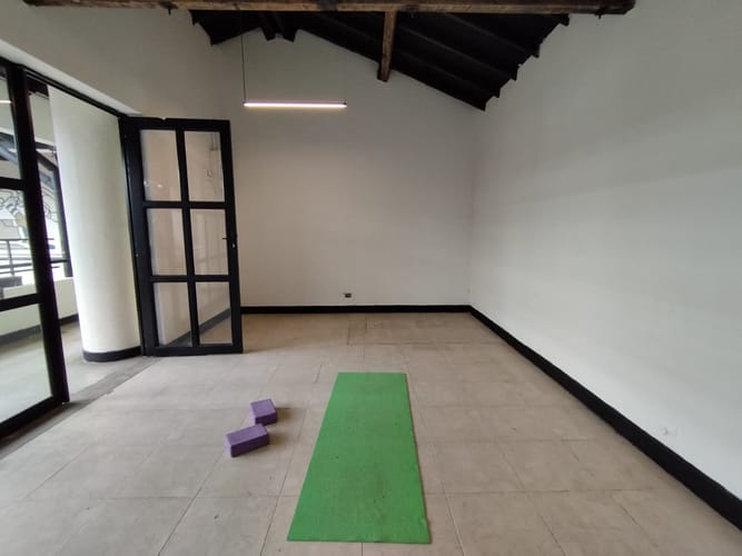 Local en arriendo en El Poblado, Medellín, 21 m² · foto 7 de 8