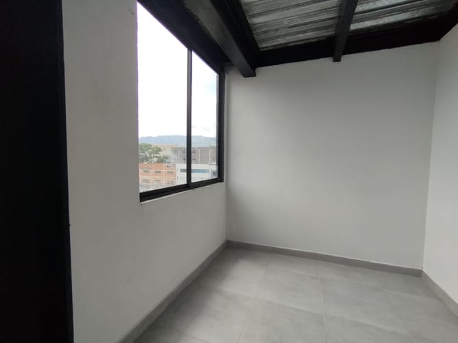 Oficina en arriendo en Laureles, Medellín, 200 m² · foto 7 de 9