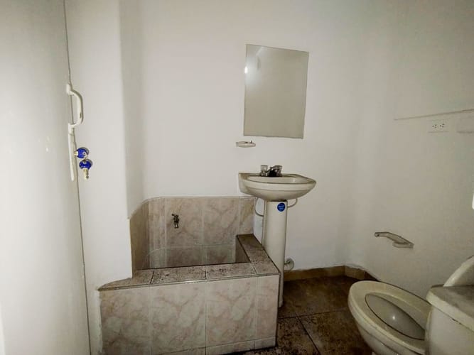 Oficina en arriendo en Laureles, Medellín, 200 m² · foto 9 de 9