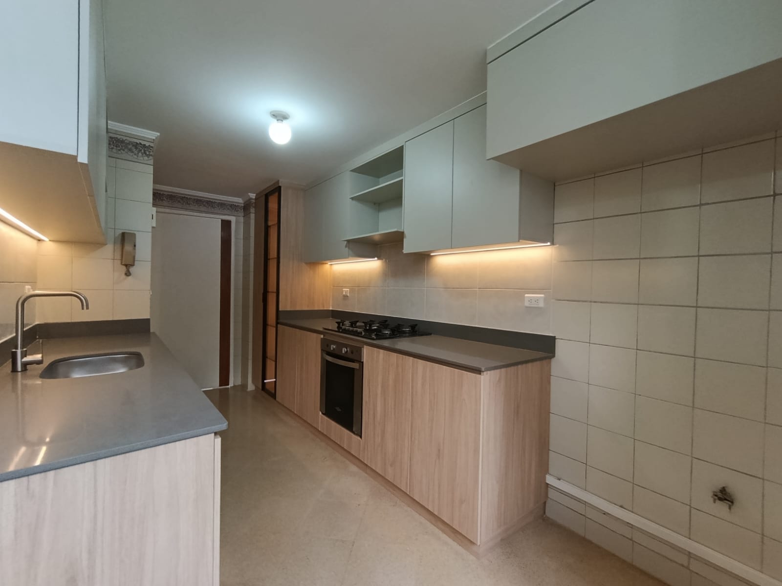 Apartamento en arriendo en El Poblado, Medellín · foto 2 de 20