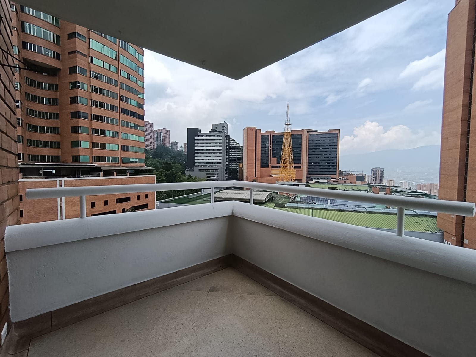 Apartamento en arriendo en El Poblado, Medellín · foto 5 de 20