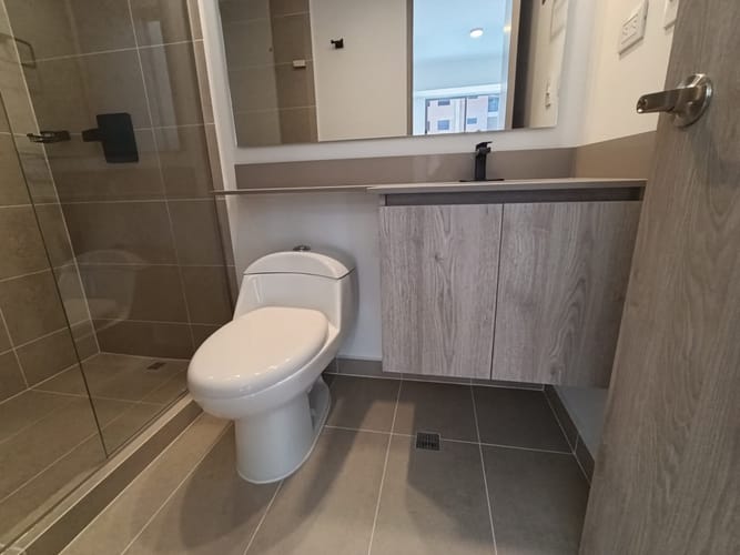 Apartamento de 3 alcobas en arriendo en El Poblado, Medellín, 70 m² · foto 10 de 17