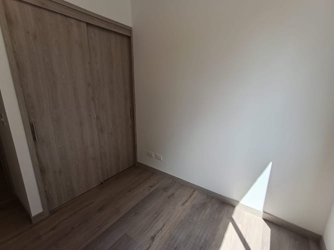 Apartamento de 3 alcobas en arriendo en El Poblado, Medellín, 70 m² · foto 13 de 17