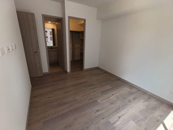 Apartamento de 3 alcobas en arriendo en El Poblado, Medellín, 70 m² · foto 15 de 17
