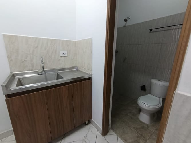 Local en arriendo en Jesus Nazareno, Medellín, 100 m² · foto 4 de 15