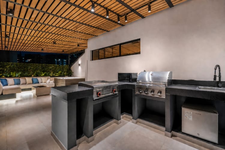 Apartamento en arriendo en El Poblado, Medellín · foto 13 de 15