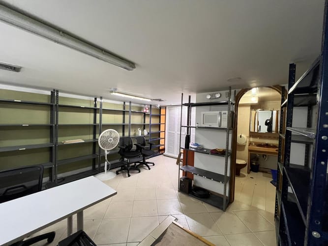 Local en arriendo en Conquistadores, Medellín, 97 m² · foto 2 de 20
