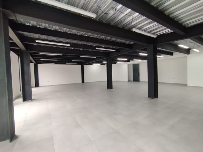 Oficina en arriendo en Laureles, Medellín, 200 m² · foto 6 de 10