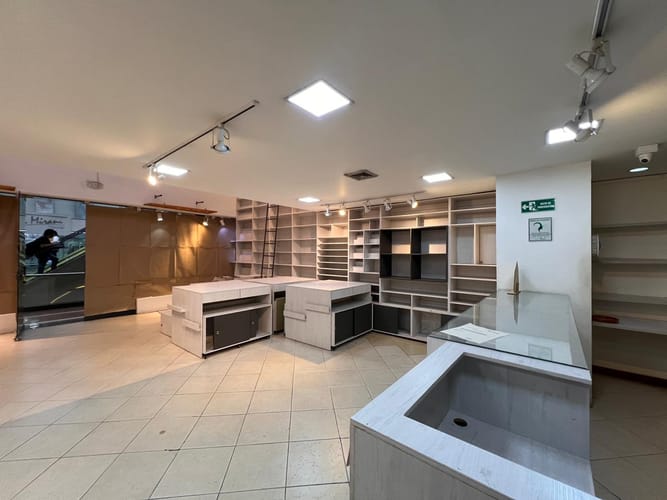 Local en arriendo en Conquistadores, Medellín, 97 m² · foto 15 de 20