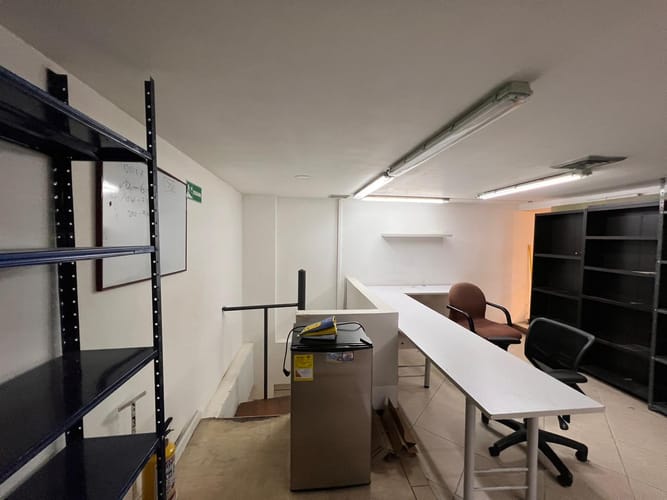 Local en arriendo en Conquistadores, Medellín, 97 m² · foto 16 de 20