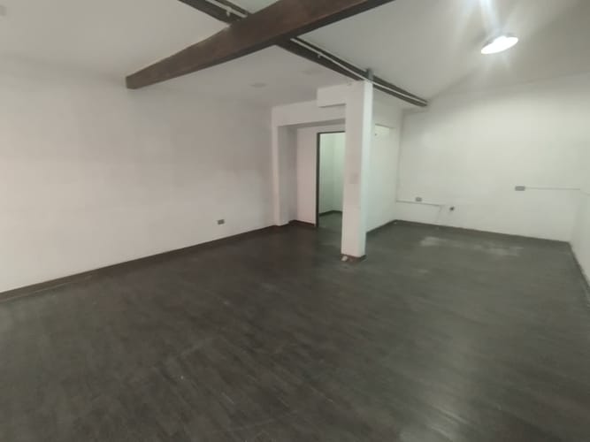Local en arriendo en Mesa, Envigado, 35 m² · foto 3 de 8