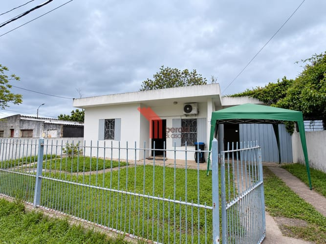 Venta casa 2 dormitorios, garage, La Paz, Canelones