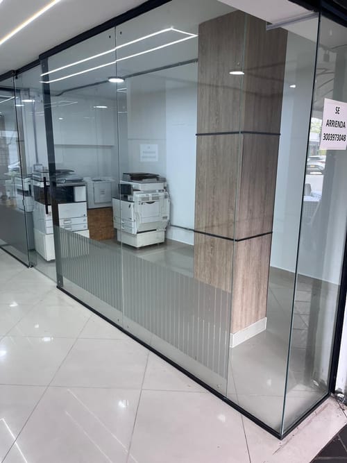 Local en arriendo en Laureles, Medellín, 17 m² · foto 4 de 6