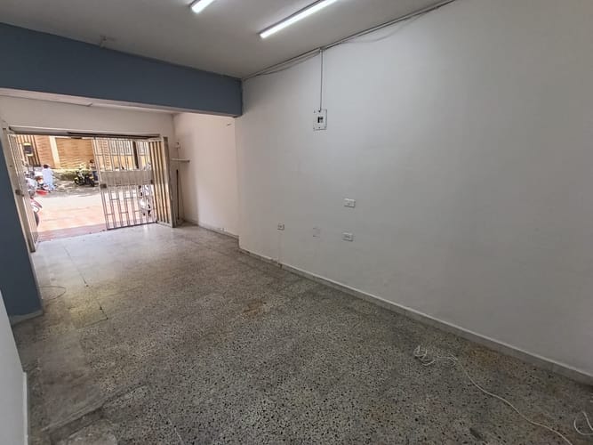 Local en arriendo en Calasanz, Medellín, 19 m² · foto 3 de 10
