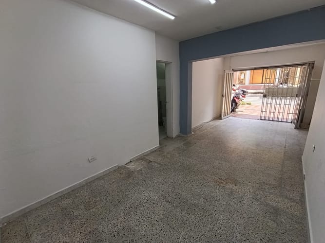 Local en arriendo en Calasanz, Medellín, 19 m² · foto 4 de 10