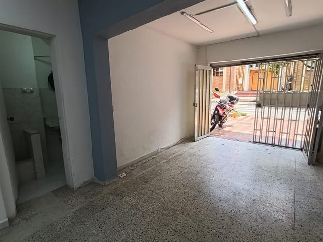 Local en arriendo en Calasanz, Medellín, 19 m² · foto 6 de 10