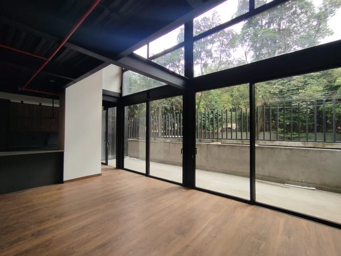 Apartamento de 1 alcoba en arriendo en Las Lomas, Medellín, 129 m² · foto 4 de 19